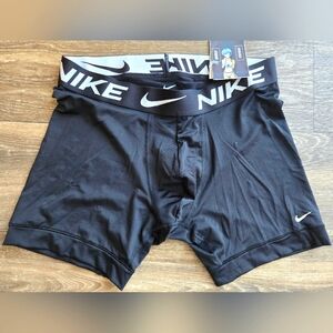 Nike Dri-Fit Essential Micro Boxer Brief Medium
